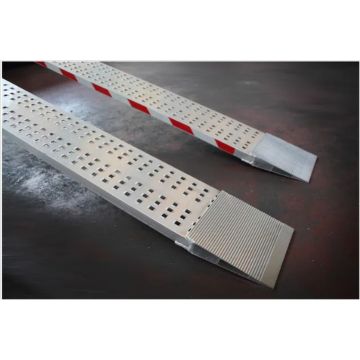 Alu-Rampe,   530 kg par paire, sans bord