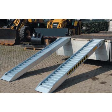 Alu-Laderampe, 1600 kg pro Paar, m. Rand