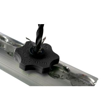 Airline-Zurrschiene Bohrhilfe